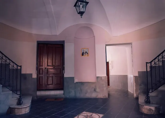 Santacroce 아파트